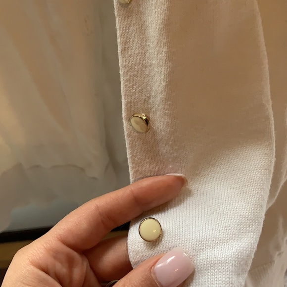 Large Button-Up Sweater - Picture 2 of 3